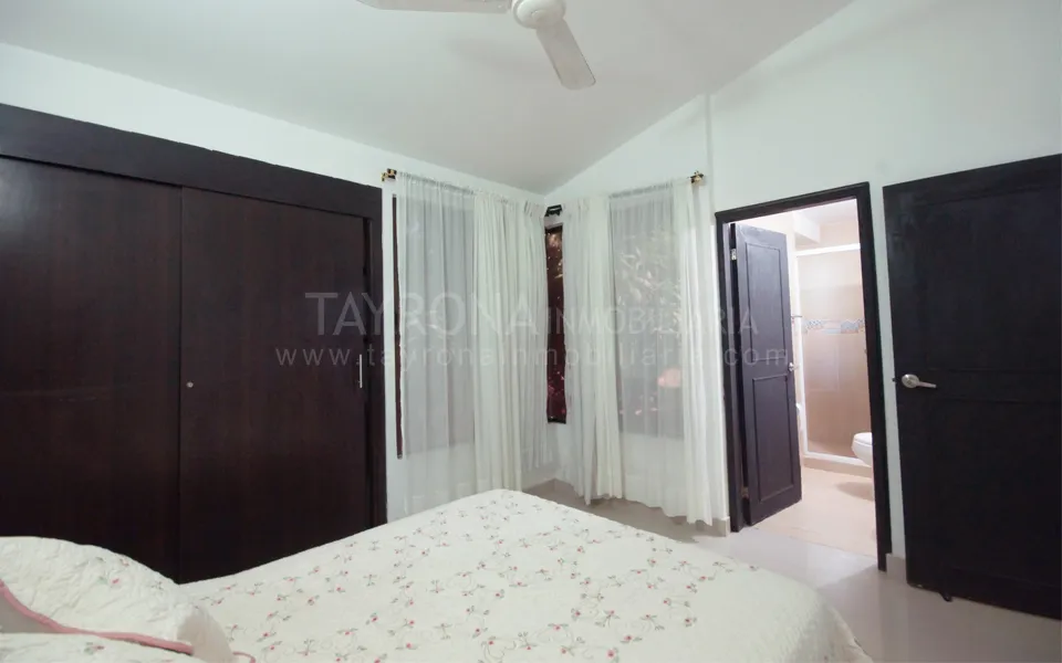 Casa en venta en Av del Libertador, Santa Marta