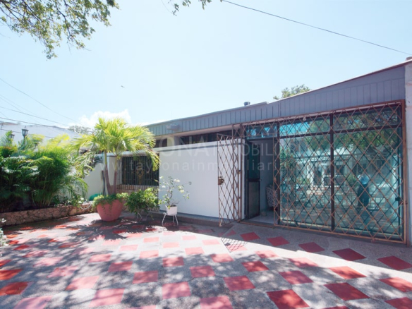Casa comercial en El Jardín, Santa Marta