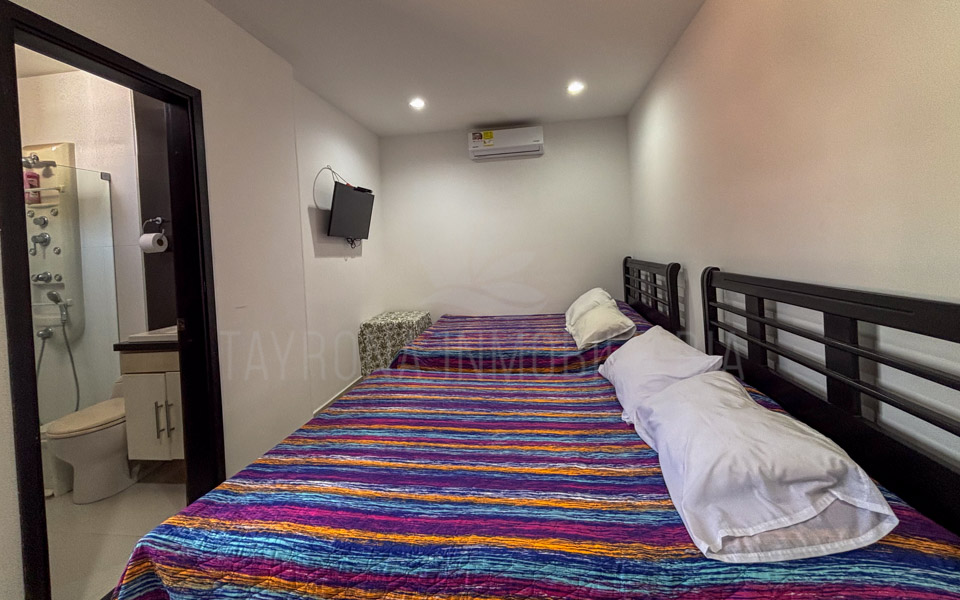 Cabaña en venta frente al mar en Playa Salguero