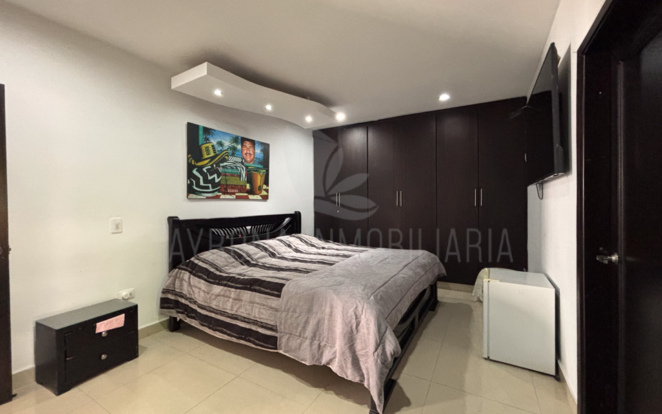 Cabaña en venta frente al mar en Playa Salguero