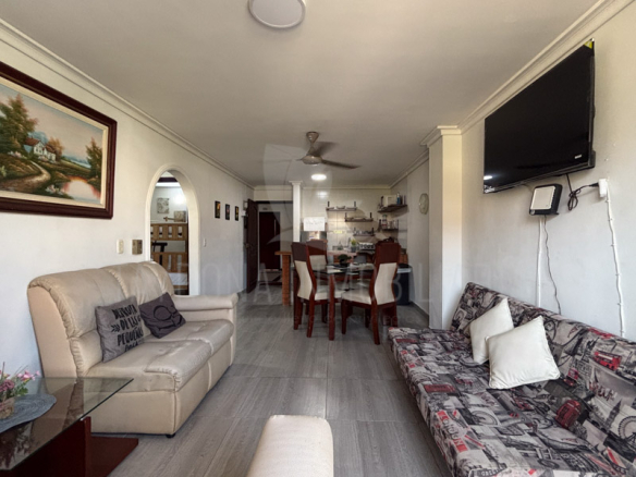 Apartamento en Venta en El Rodadero de 2 Habitaciones