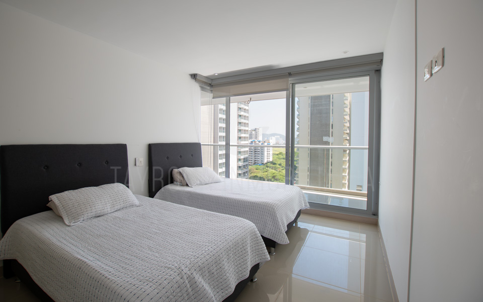 Apartamento frente al mar en arriendo en Bello Horizonte