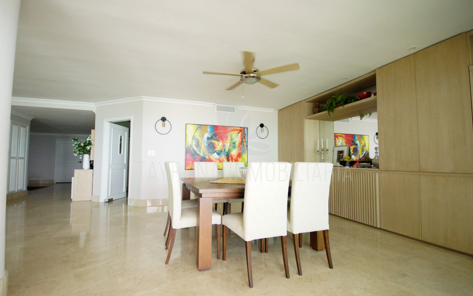 Apartamento frente al mar en venta en Pozos Colorados