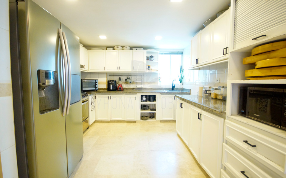 Apartamento frente al mar en venta en Pozos Colorados