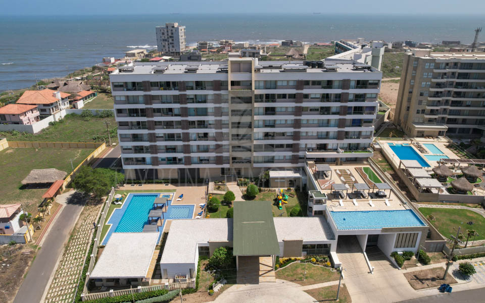 Apartamento en venta, Sabanilla frente al mar