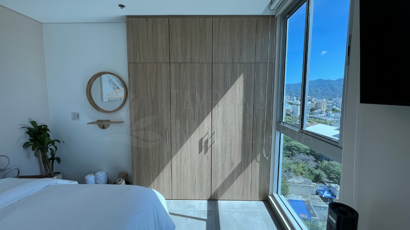 Apartasuite amoblada en venta en Bellavista, Santa Marta