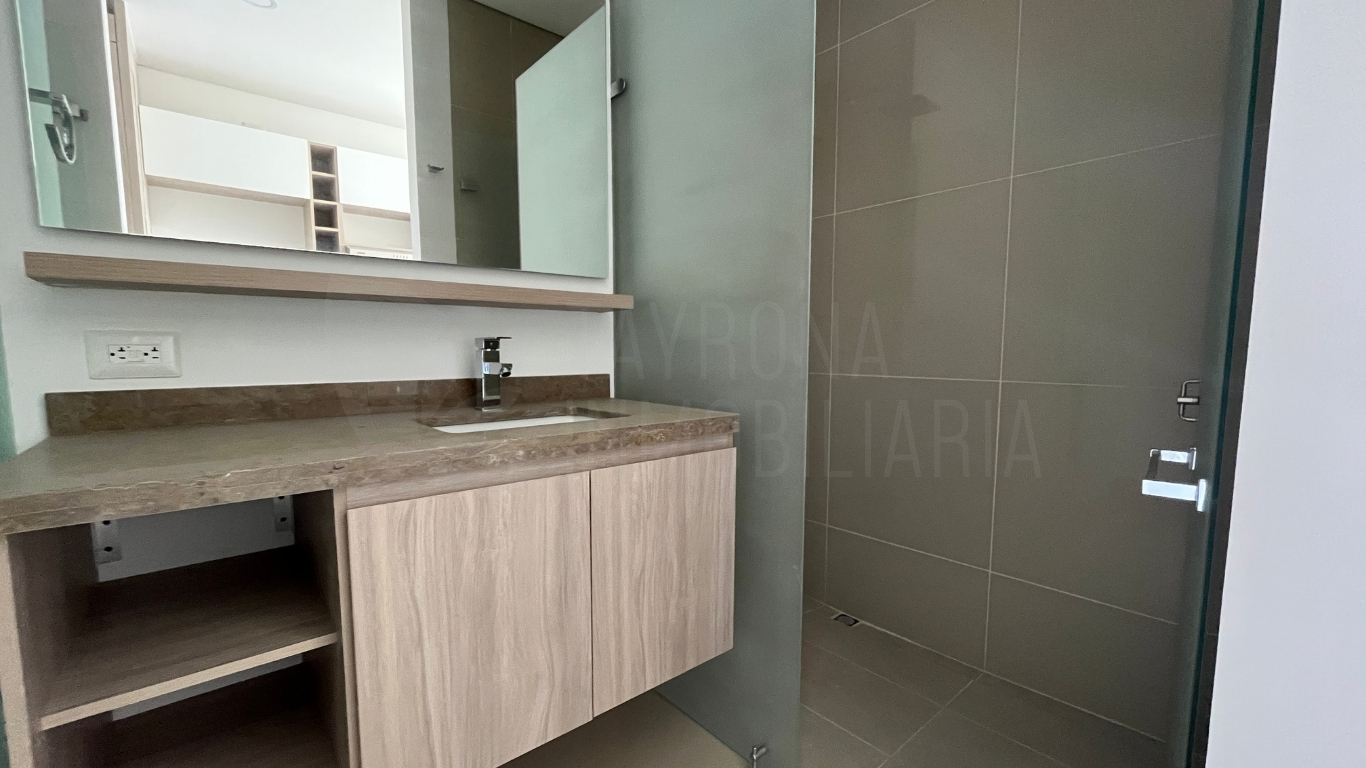 Apartasuite en venta en Playa Salguero, Santa Marta