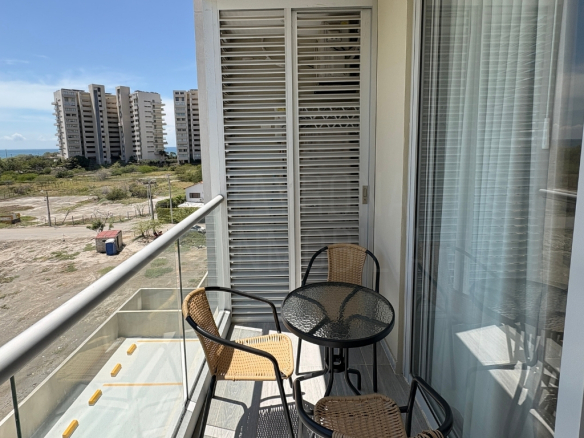Apartasuite amoblada en venta en Pozos Colorados