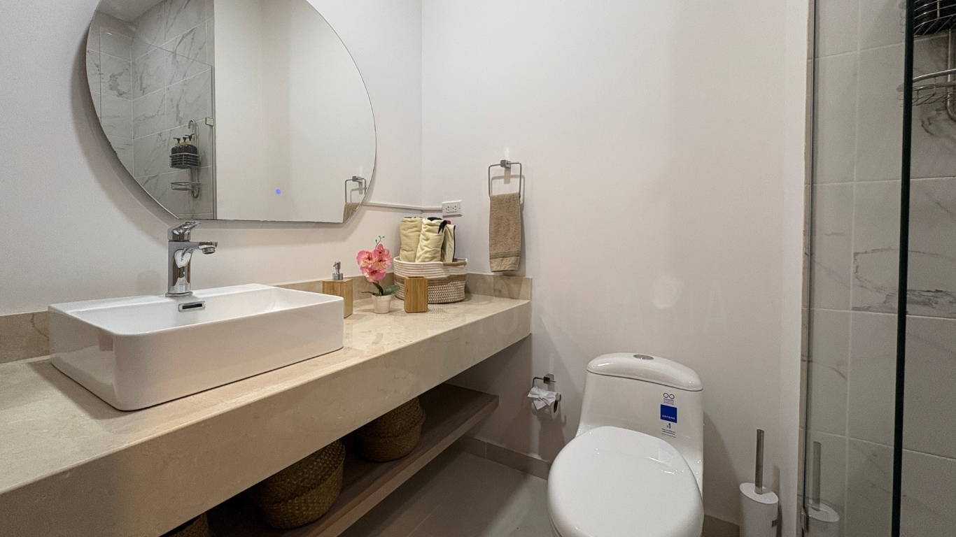 Apartasuite amoblada en venta en Pozos Colorados