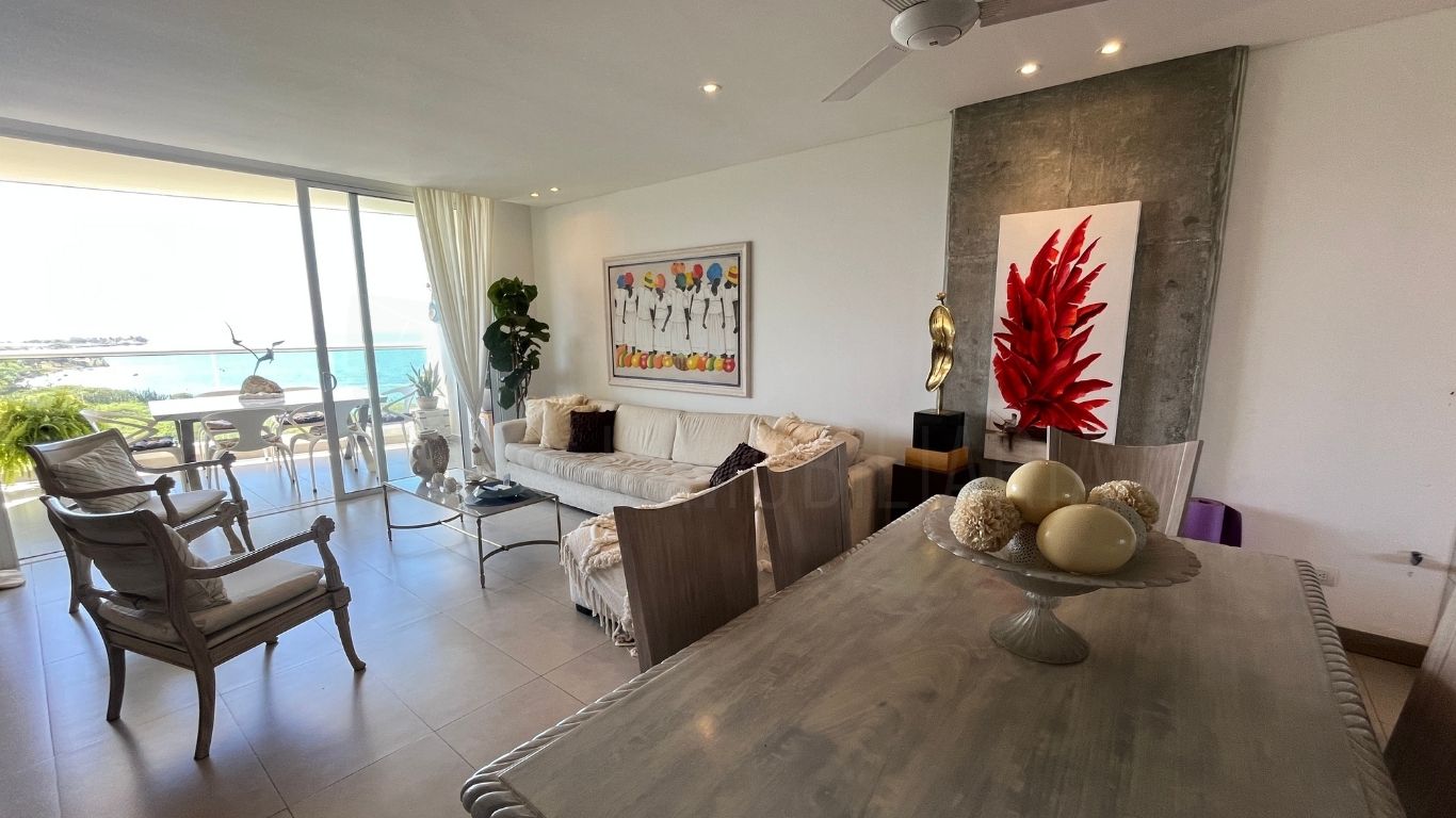 Apartamento amoblado frente al mar en Bello Horizonte