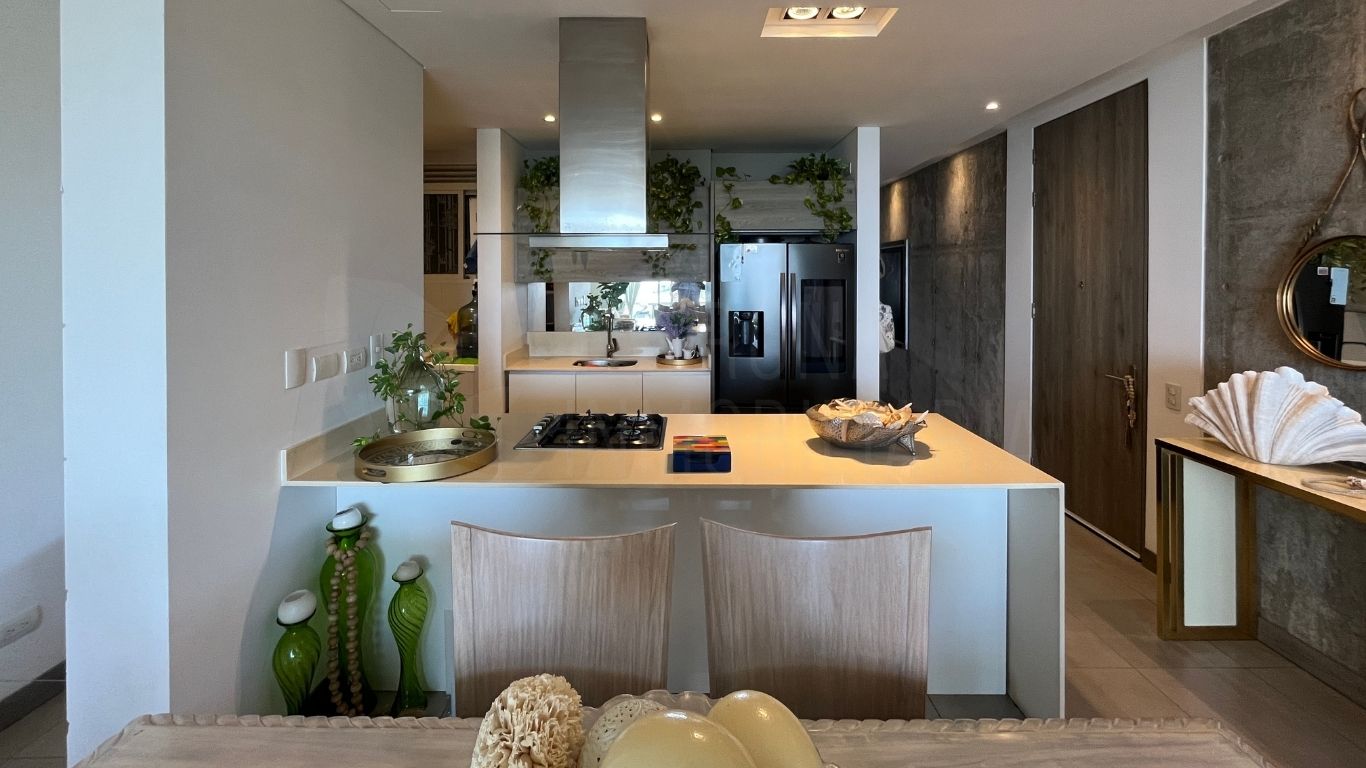 Apartamento amoblado frente al mar en Bello Horizonte