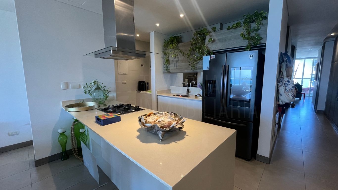 Apartamento amoblado frente al mar en Bello Horizonte