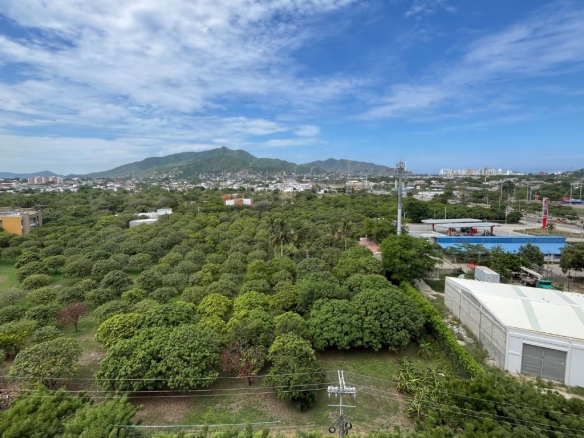 Apartamento amoblado de tres habitaciones