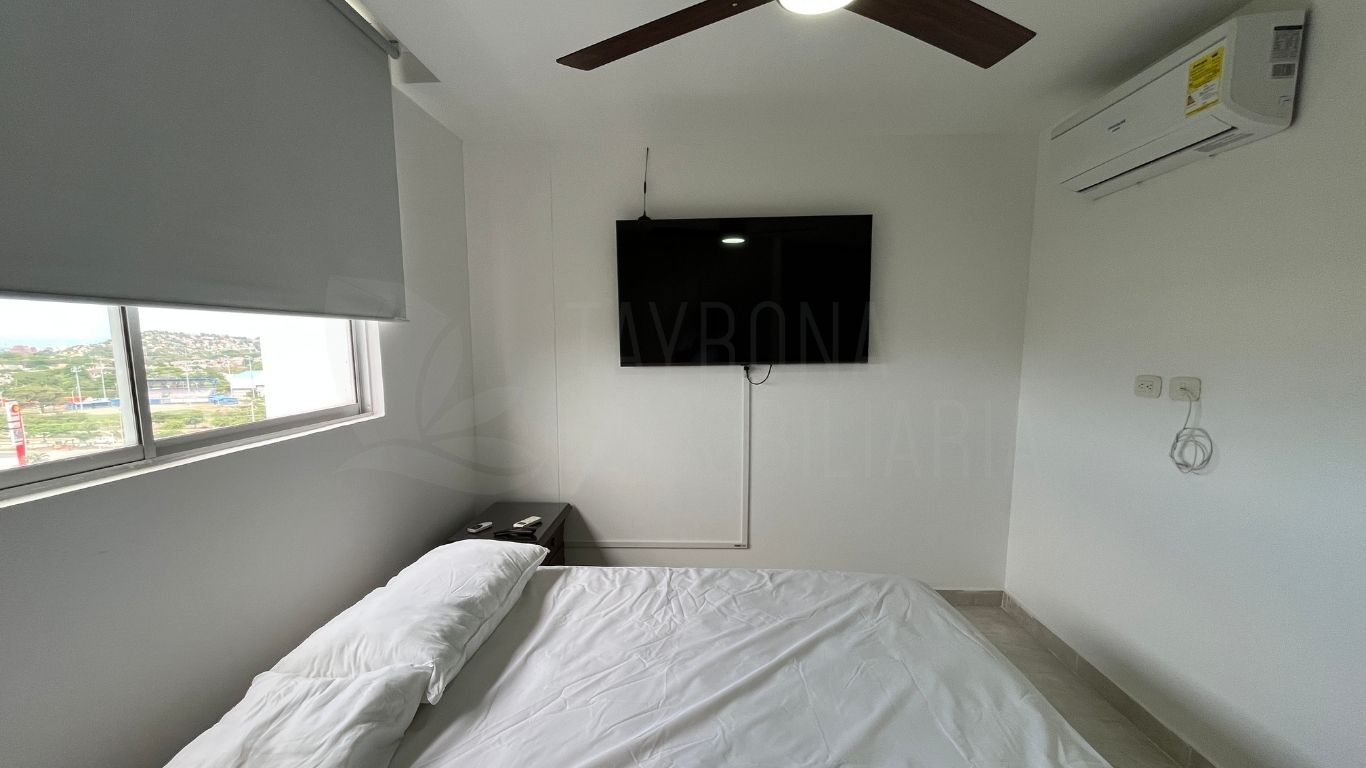Apartamento amoblado de tres habitaciones