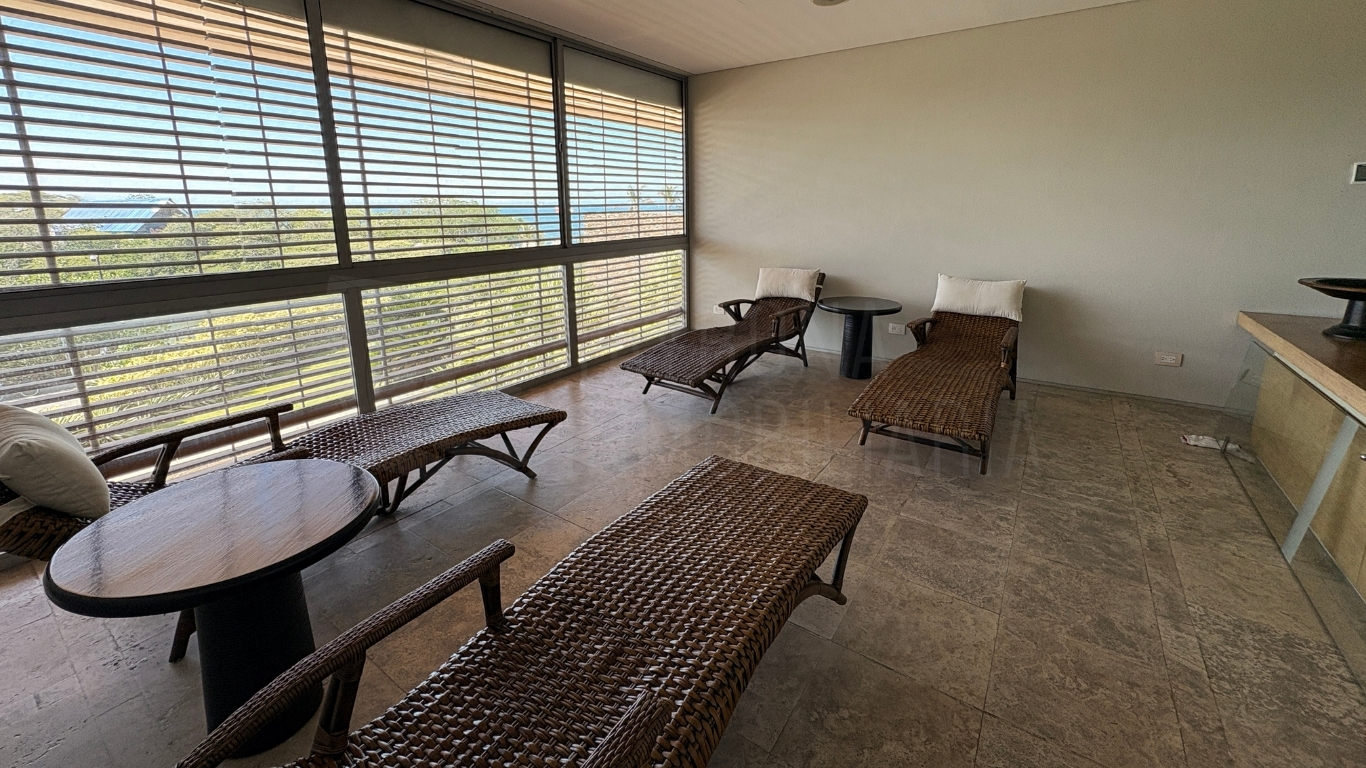 Apartamento frente al mar en venta en Pozos Colorados