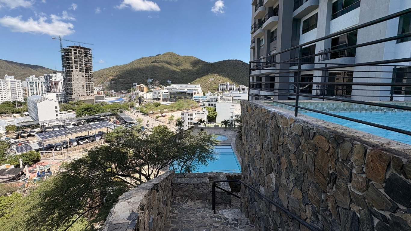 Penthouse dúplex frente al mar en venta en El Rodadero