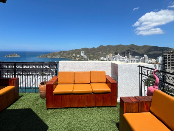 Penthouse dúplex frente al mar en venta en El Rodadero