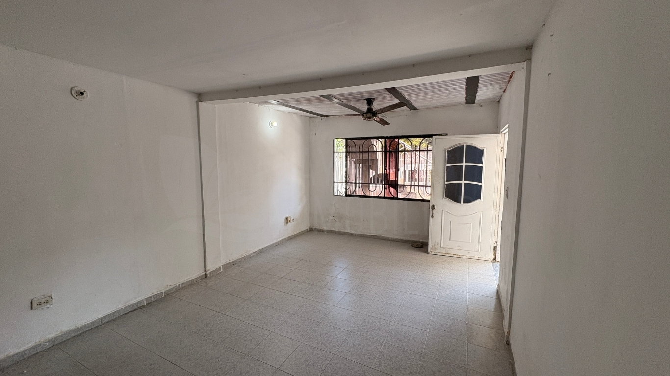 Casa en venta en Los Alcázares, Santa Marta