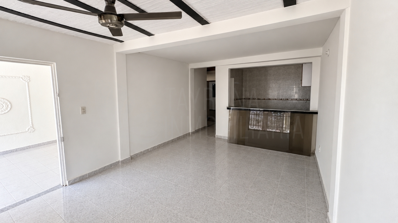 Casa en venta en Los Alcázares, Santa Marta