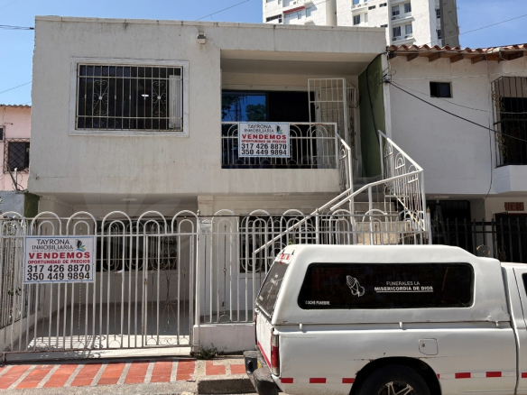 Casa en venta en Los Alcázares, Santa Marta