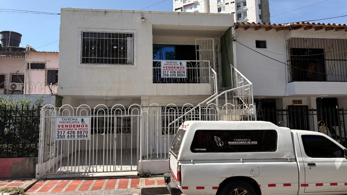 Casa-Los-Alcazares-Venta-Santa-Marta-1242-Tayrona-Inmobiliaria Casa en venta en Los Alcázares, Santa Marta