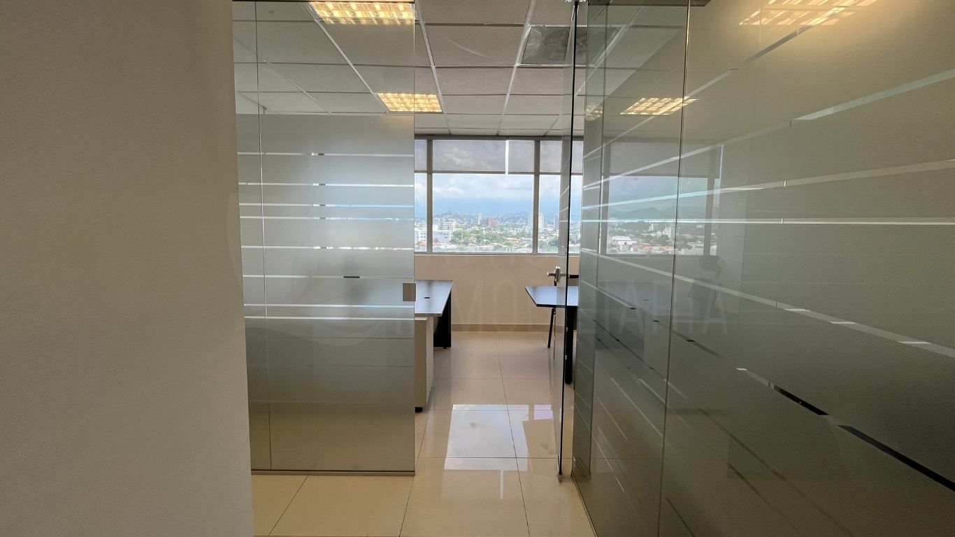 Oficina en arriendo en El Prado, Santa Marta