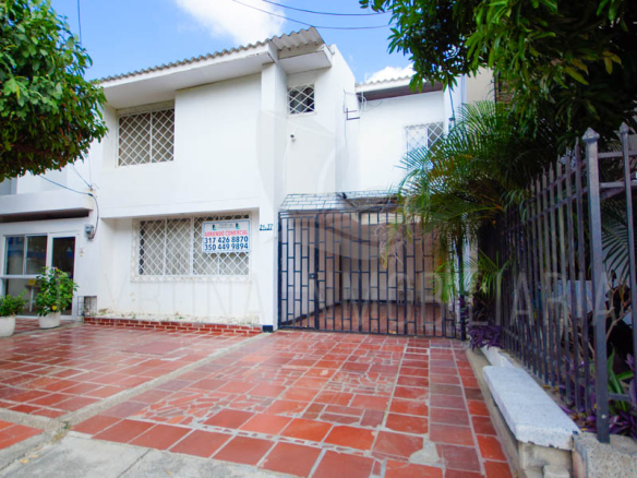 Casa para uso comercial en El jardín, Santa Marta